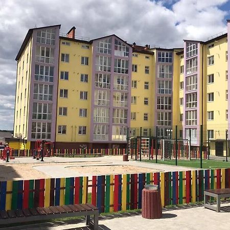 Абсолютно Новая Квартира-Студия В Жк Барский Zarvantsy Bagian luar foto